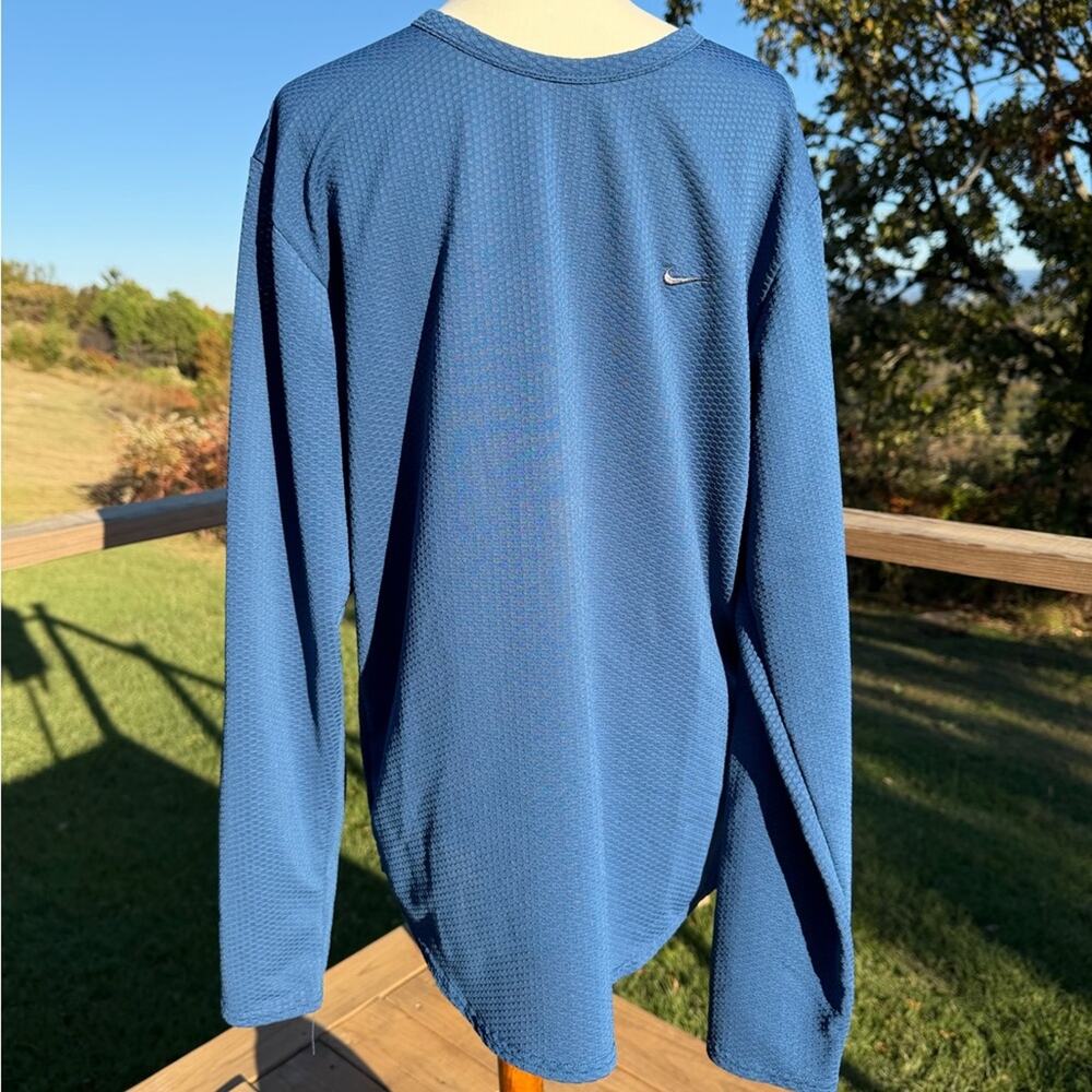 Nike Sphere Blue Textured Long Sleeve Crewneck Athletic Shirt Men’s Size Large